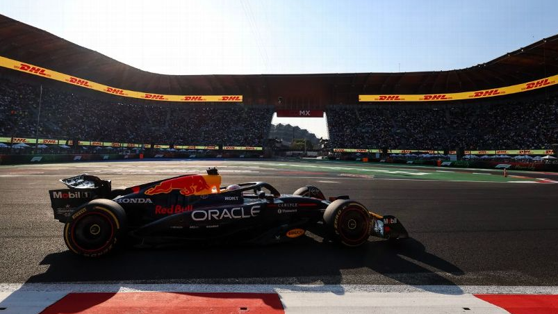 Max Verstappen diktálta a tempót a Mexikói Nagydíj edzésén a McLarenek előtt