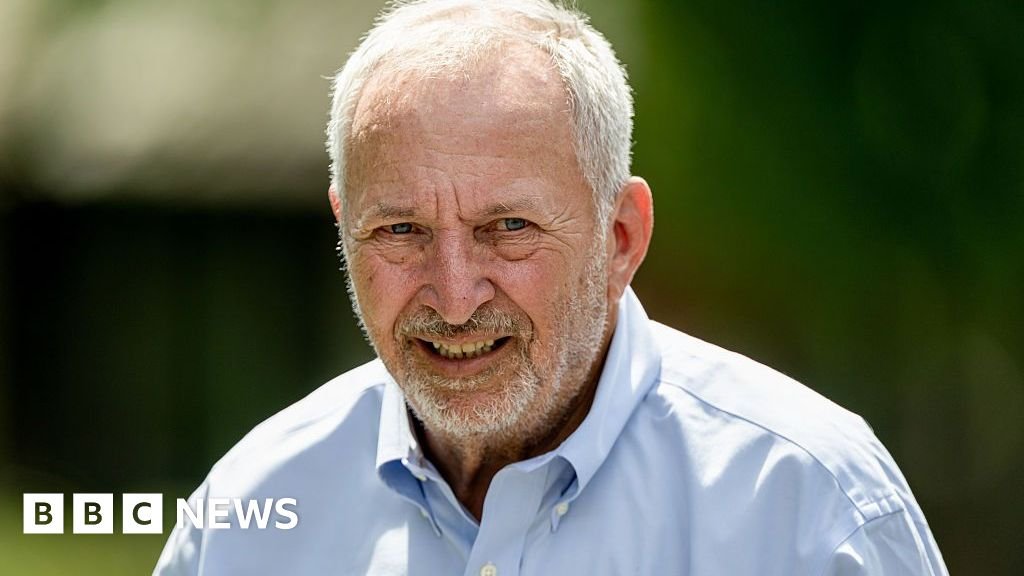 A Harvard Egyetem vizsgálja Larry Summers Epstein e-mailjeit