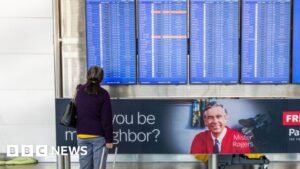 A leállás lelassíthatja az amerikai járatok számát – figyelmeztet a