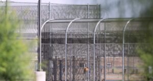 A törvényhozók szerint az ICE őrizetében bekövetkezett halálesetek komoly kérdéseket