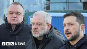 Jelentős korrupciós botrány sújtja Zelenszkij vezető segítőit