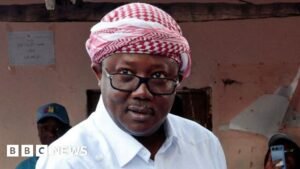 Oumarro Sissoko, Bissau-Guinea menesztett elnöke Szenegálba menekült a mbalói puccs