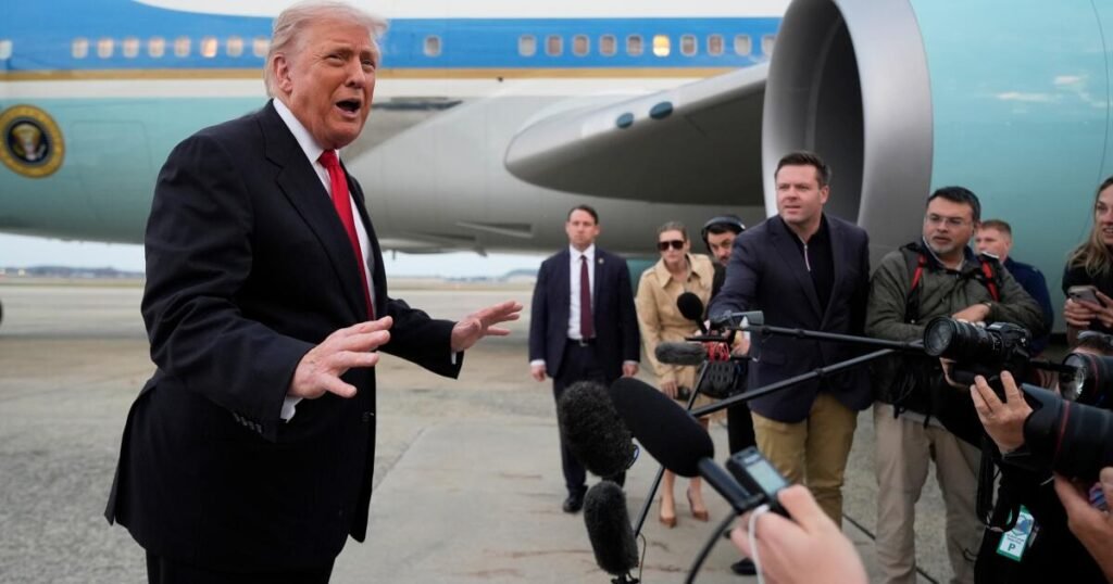 Trump szerint az amerikaiak 2000 dollár vámosztalékot kapnak