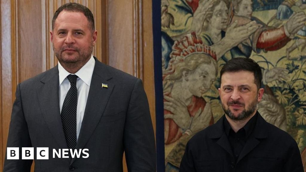 Ukrán korrupcióellenes ügynökök razziát tartottak Yermaknak, Zelenszkij legfőbb tanácsadójának otthonában