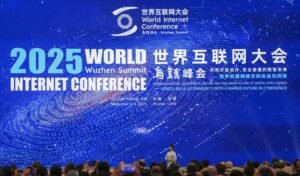Kínai technológiai vezetők az AI jövőjéről a Világinternet-konferencián