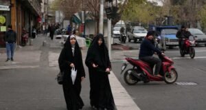 Irán ellenzéke megnyugodni látszik; Amerika új szankciókat vezetett be: NPR| mobilit.hu