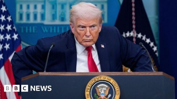 Trump megduplázta Grönland fenyegetéseit, mondván: „Nem mehet vissza” | mobilit.hu