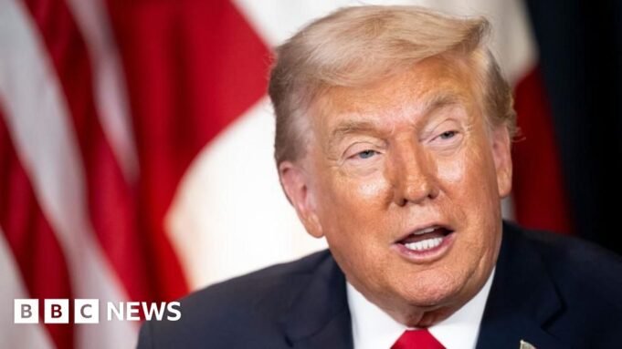 Trump szerint „a jövőbeli megállapodás vázlatairól” tárgyaltak Grönlandról, és elvetik