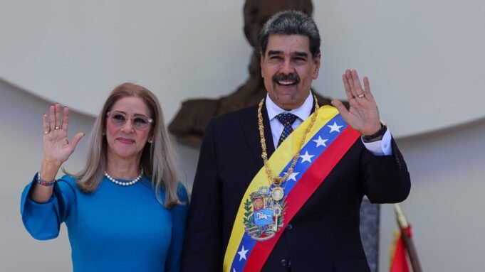 Vádat emeltek Nicolas Maduro venezuelai elnök ellen – közölte a