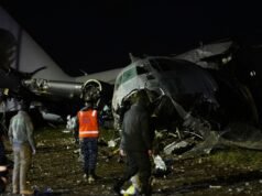 15-en haltak meg, amikor egy katonai repülőgép lezuhant egy forgalmas bolíviai úton – írja a World News| mobilit.hu