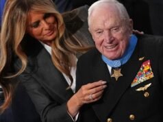 A 100 éves escondidói nyugdíjas vadászpilóta Medal of Honor kitüntetést kap| mobilit.hu