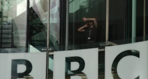 A BBC gyors vizsgálatot rendelt el a Bafta adás sértése ügyében. Művészeti és Kulturális Hírek| mobilit.hu
