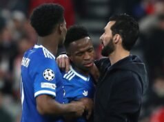 A Benfica azonosított két rajongót, akik majommozdulatokat tettek Vinicius felé| mobilit.hu