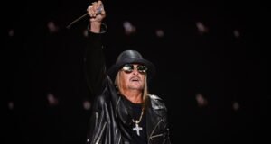 A Kid Rock 5 000 dolláros turnéjegyeket árul a Turning Point USA show után| mobilit.hu