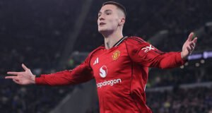 A Manchester United legyőzte az Evertont; Michael Carrick Records; Benjamin Sesco kiemeli| mobilit.hu