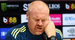 A Nottingham Forest menedzsere, Sean Dyche, hírek, reakciók, frissítések| mobilit.hu