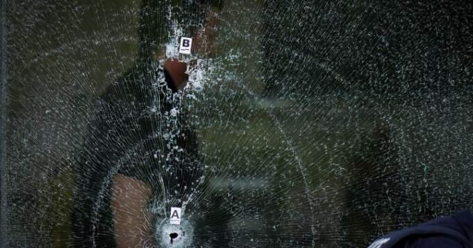 A kanadai bevándorlási tisztviselők a zsaroló munkacsoport által azonosított több