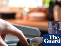 A készpénzmentességnek ára van. Jólét| mobilit.hu