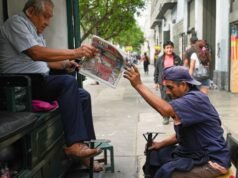 A törvényhozók megválasztják Peru következő elnökét a legutóbbi kiutasítás után| mobilit.hu