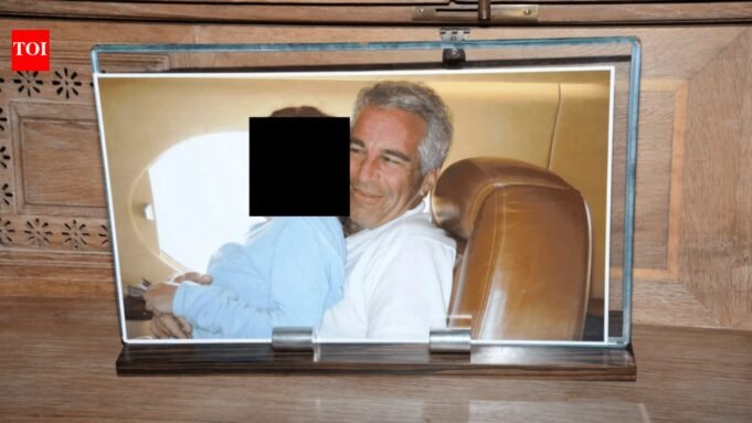Hogyan biztosított Jeffrey Epstein vízumot, színlelt házasságot az emberkereskedői hálózatában