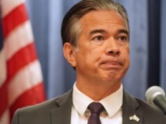 Kalifornia és más államok pert indítottak Trump HIV-programok legutóbbi csökkentése miatt| mobilit.hu