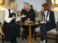 Kamilla királynő találkozik Gisele Pellicot-val, a szexuális erőszak elleni küzdelem szimbólumával| mobilit.hu