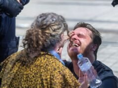 Könnygázt és borsspray-t használtak az izraeli elnök ausztráliai látogatása ellen tiltakozó tüntetőkön. világhírek| mobilit.hu