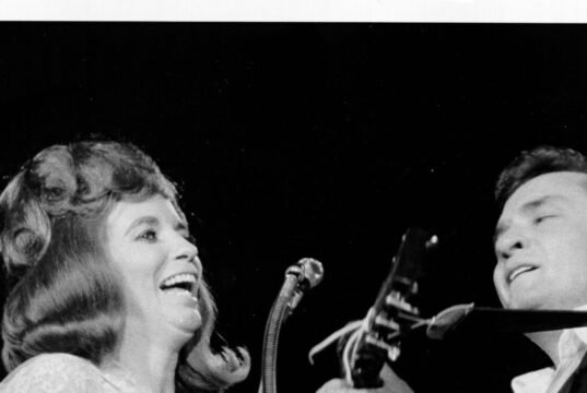 Ma 58 évvel ezelőtt Johnny Cash végre megkapta a kívánt választ June Cartertől| mobilit.hu
