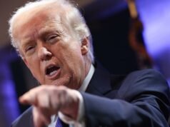 Trump 10%-ról 15%-ra emeli a globális vámokat, „azonnali hatályos”| mobilit.hu