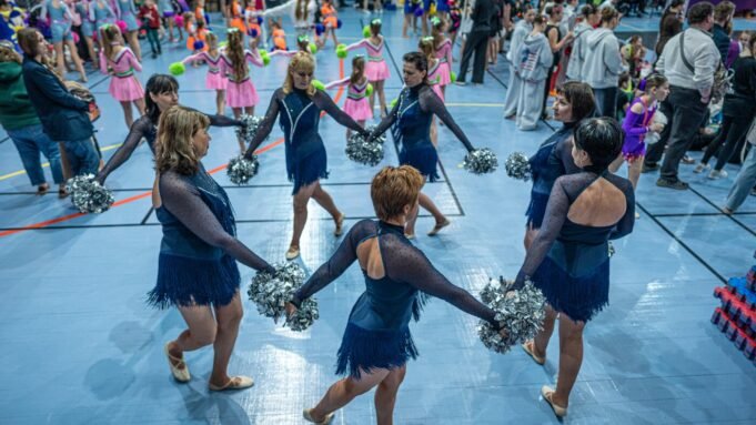 Ukrajna középkorú pompomlányai nem hajlandók elveszíteni a háborút: NPR |