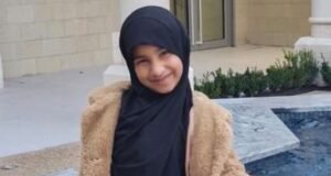 Versenyfutás az idővel a marokkói vizeken elmosódott 7 éves brit iskolás lány után| mobilit.hu