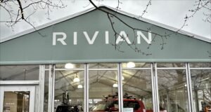 Washington állam készen áll arra, hogy engedélyezze a Rivian és a Lucid számára, hogy elektromos járműveket közvetlenül a fogyasztóknak adjon el – GeekWire| mobilit.hu