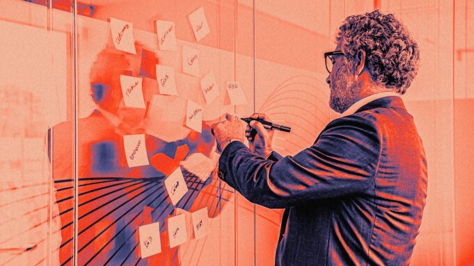 7 fontos vezetői lépés, mielőtt a csapata elé lép |