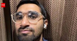 A dubai születésű indiai alapítót az „Éljen az Egyesült Arab Emírségek” című posztjára trollkodták: „Az NRI-k gúnyolása nem segít”| mobilit.hu