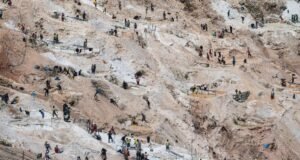 A kongói koltánbánya összeomlása legalább 200-an halt meg, miközben a lázadók konfliktusa folytatódik – állítják tisztviselők| mobilit.hu