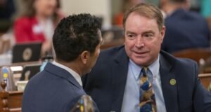 A társasági adókedvezmények megszüntetése a szövetségi egészségügyi csökkentések ellensúlyozására.| mobilit.hu