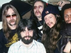 Ennek a 3 Doobie Brothers-dalnak a 70-es évekből a legfurcsább szövege van (de titokban még mindig szeretjük őket)| mobilit.hu
