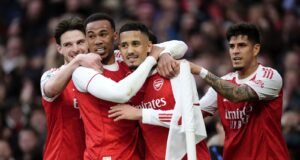 Gary Neville: Az Arsenalnak „még 10 hét fájdalommal kell szembenéznie” – de az Ágyúsok bajnoki címet nyernek a Manchester City futballhírei előtt| mobilit.hu