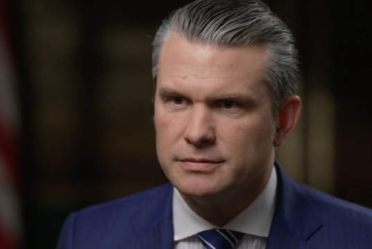 Hegseth azokról a hírekről szólva, amelyek szerint Oroszország segélyt nyújtott Iránnak, azt mondta: „Minden, aminek nem szabadna megtörténnie”, „erősen vitatható lesz”.| mobilit.hu