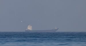 Hormuzi-szoros; DHS finanszírozás; ICE a repülőtereken: NPR| mobilit.hu