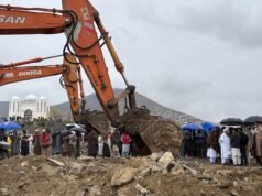 Tömegtemetést tartottak Kabulban a kórházi támadás áldozataiért, amiért Afganisztán Pakisztánt okolja| mobilit.hu