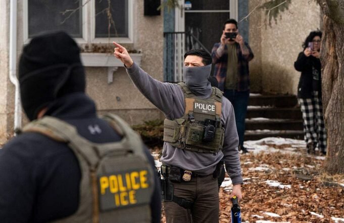 Trump azzal fenyegetőzik, hogy ICE-ügynököket telepít a repülőterekre, mert a