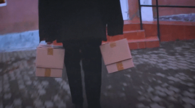 „Ajtók nyílnak”: Bibliák milliói készen állnak az iráni rendszer összeomlására