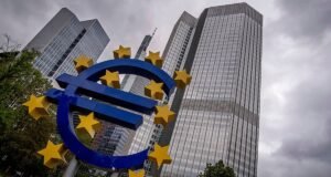 „Akkor összeomlik az euró”: a szakértők egy elhúzódó háborúra figyelmeztetnek Iránnal| mobilit.hu